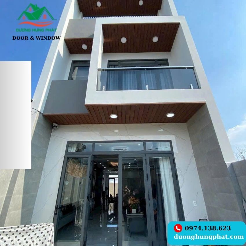 cửa nhôm Xingfa mở quay 4 cánh tại Tân Bình TP.HCM